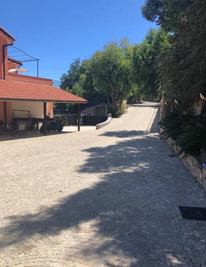 Apartment Agriturismo Azzurra Biricchina - Suites Riva Ligure Italy